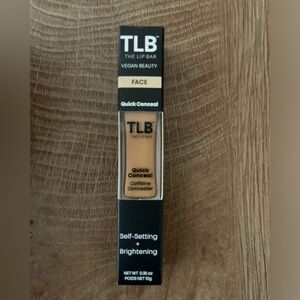 Tlb concealer. Color caramel 1.0 its new